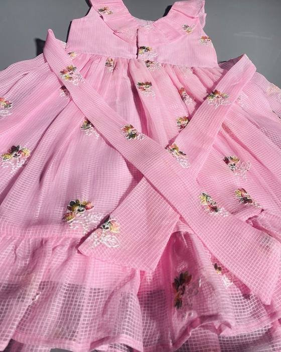 Pink Scalloped Peter Pan Collar Sleeveless Frock